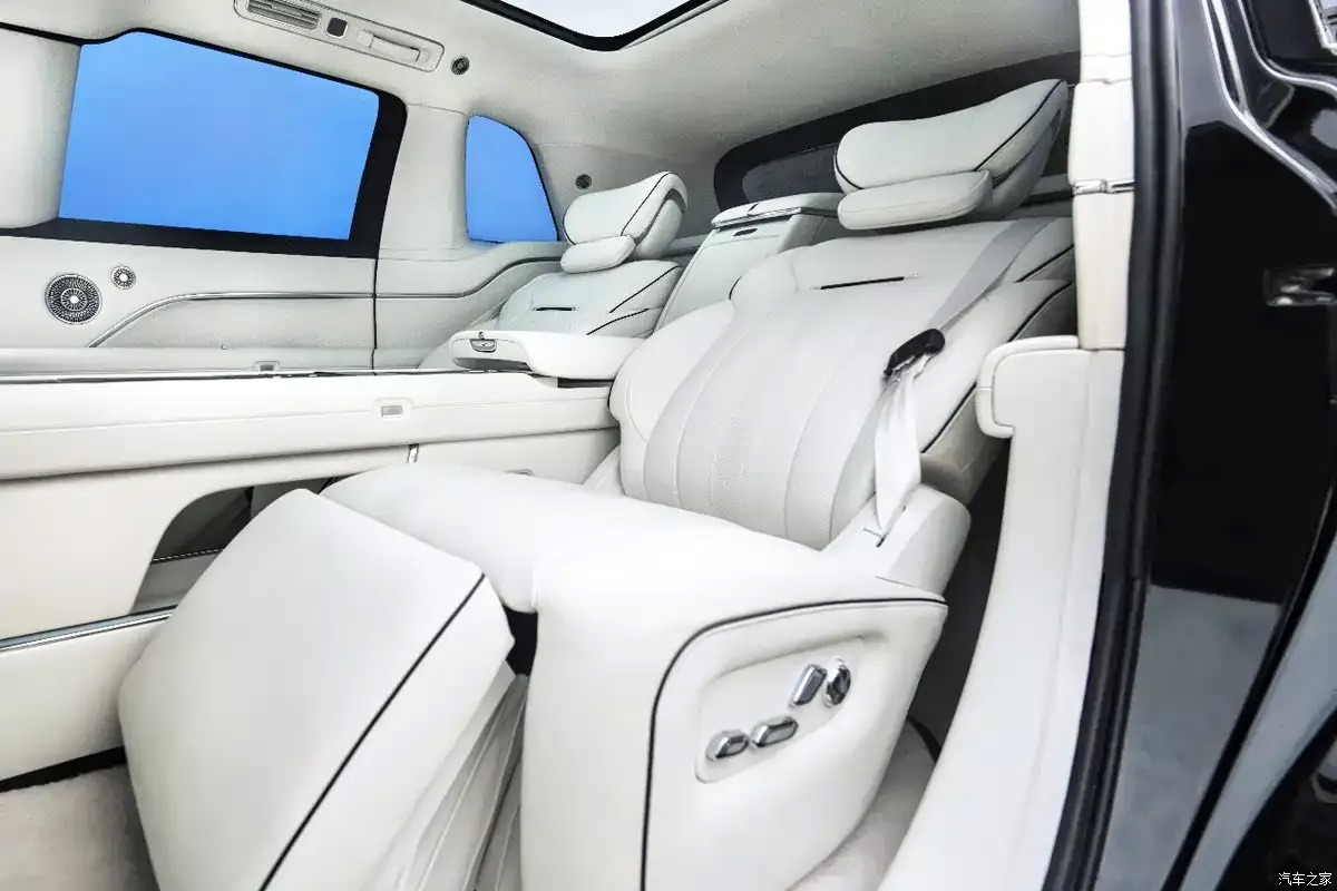 Το SUV της κινέζικης Dreame είναι «αντίγραφο» της Rolls-Royce Cullinan